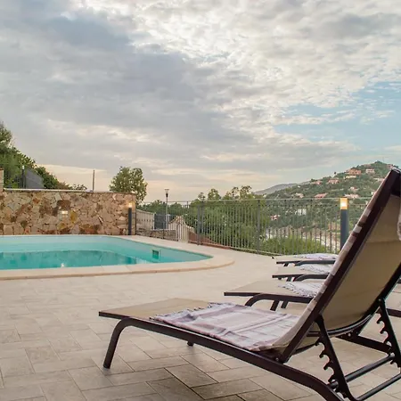 Prázdninový dům Giada Torre delle Stelle